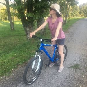 Meet your Posher, Leonie